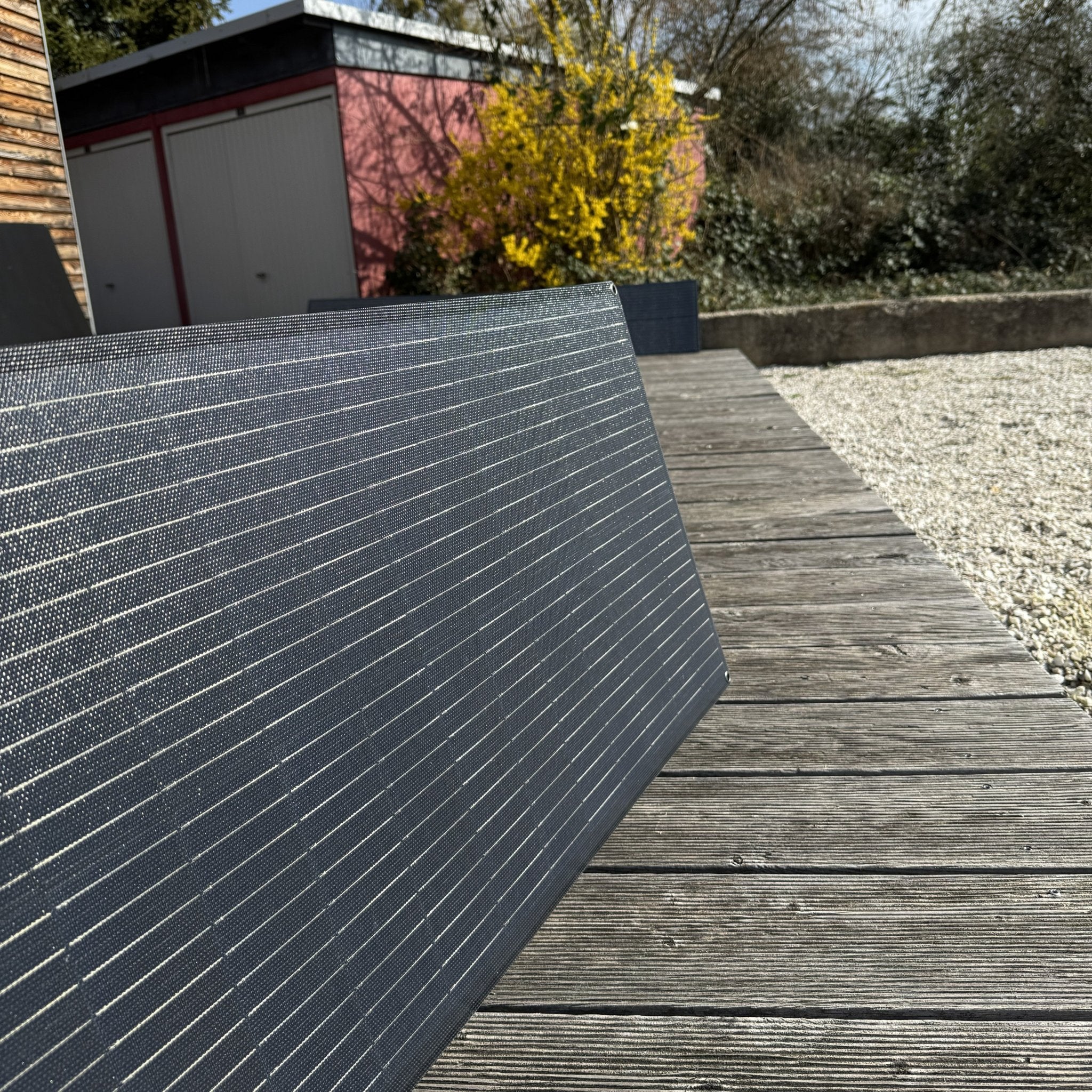 100W ETFE Flexibles Solarpanel – Monokristallines Solarmodul, Leicht & Robust, PV - Modul mit MC4 - Stecker, Ideal für Wohnmobil, Boot, Dach, Balkon, Camping & Netzunabhängige Anwendungen - AZ - Delivery