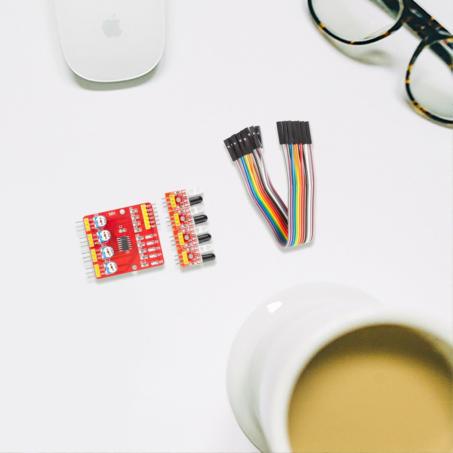 Linee infrarossi a 4 canali Riflessione Modulo sensore di monitoraggio-smart Set Modulo CI Rilevatore di distanza con prevenzione automatica e PCB di evitamento degli ostacoli